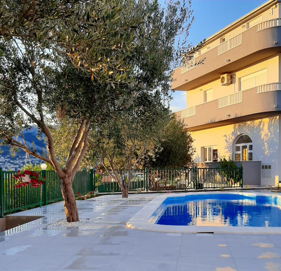 Apartmani Lucante Сплит Экстерьер фото