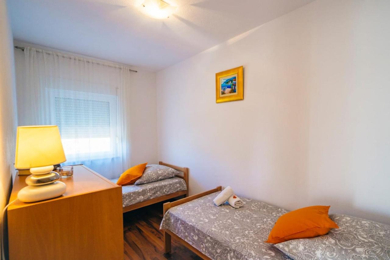 Apartmani Lucante Сплит Экстерьер фото
